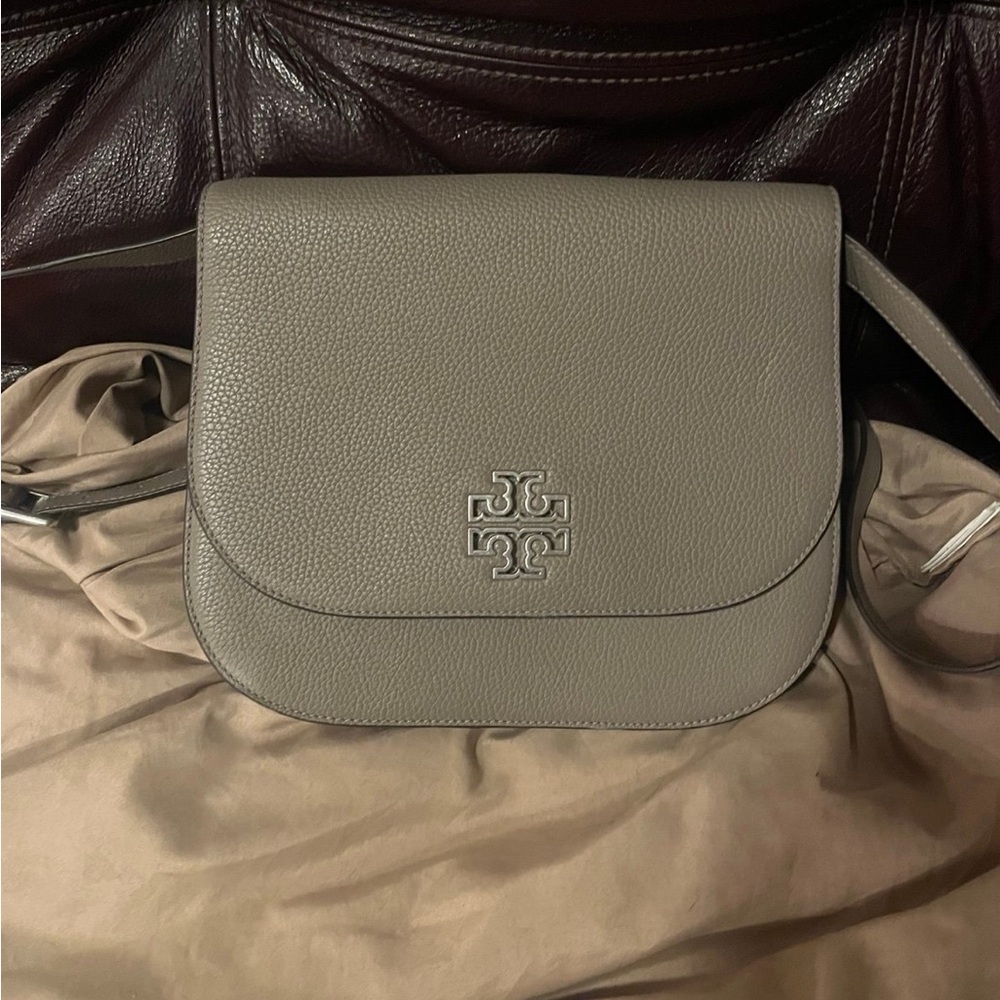 Tory Burch Saddle Bag  Adjustable Shoulder Bag 
Gray Purse leather silver